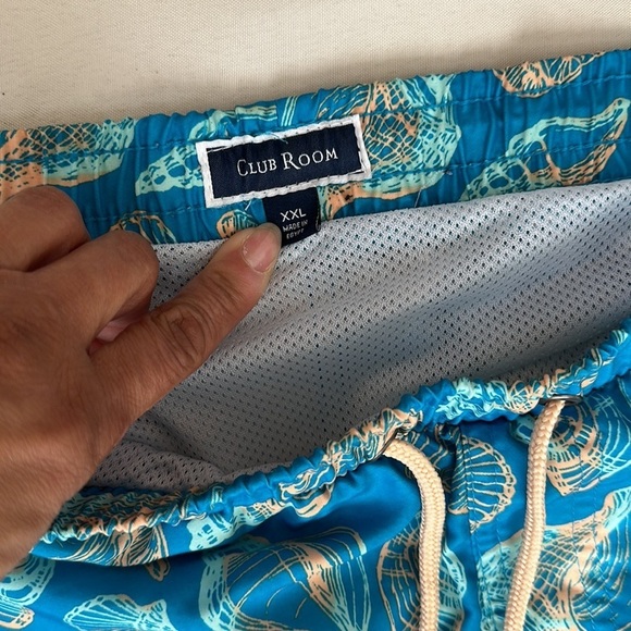 Club Room *TWO* XXL Design Swim Trunks - Picture 6 of 13